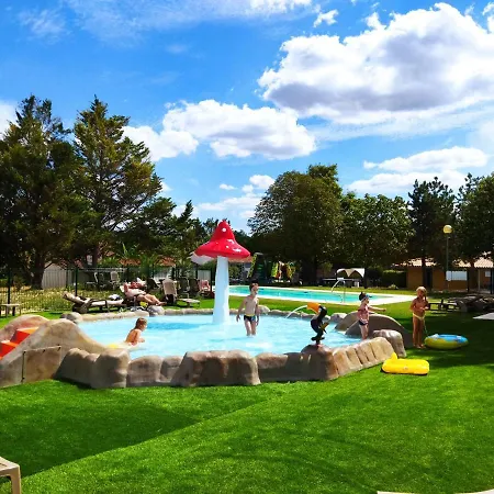 Le Hameau De Saintonge בית נופש *